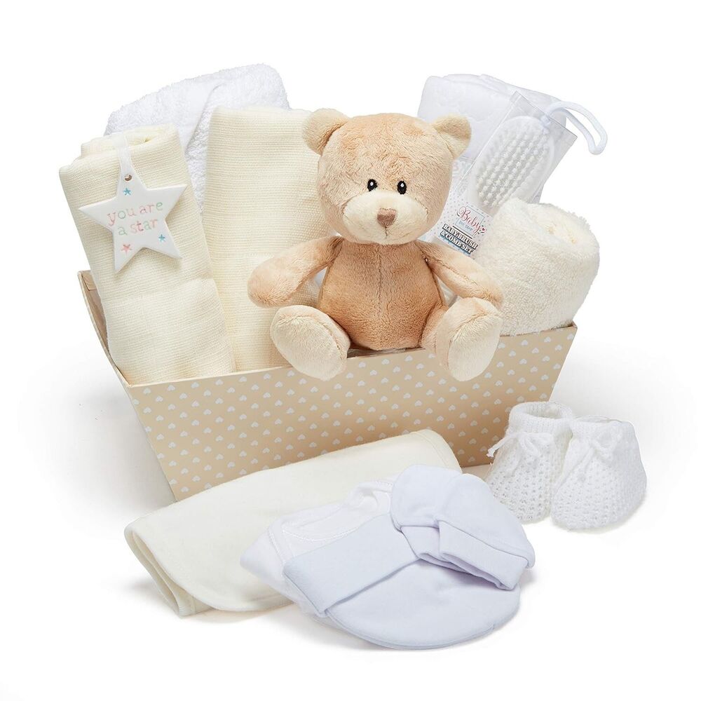 Baby Box Shop Unisex - 14 Newborn Gift Set, Gender Neutral - Cream